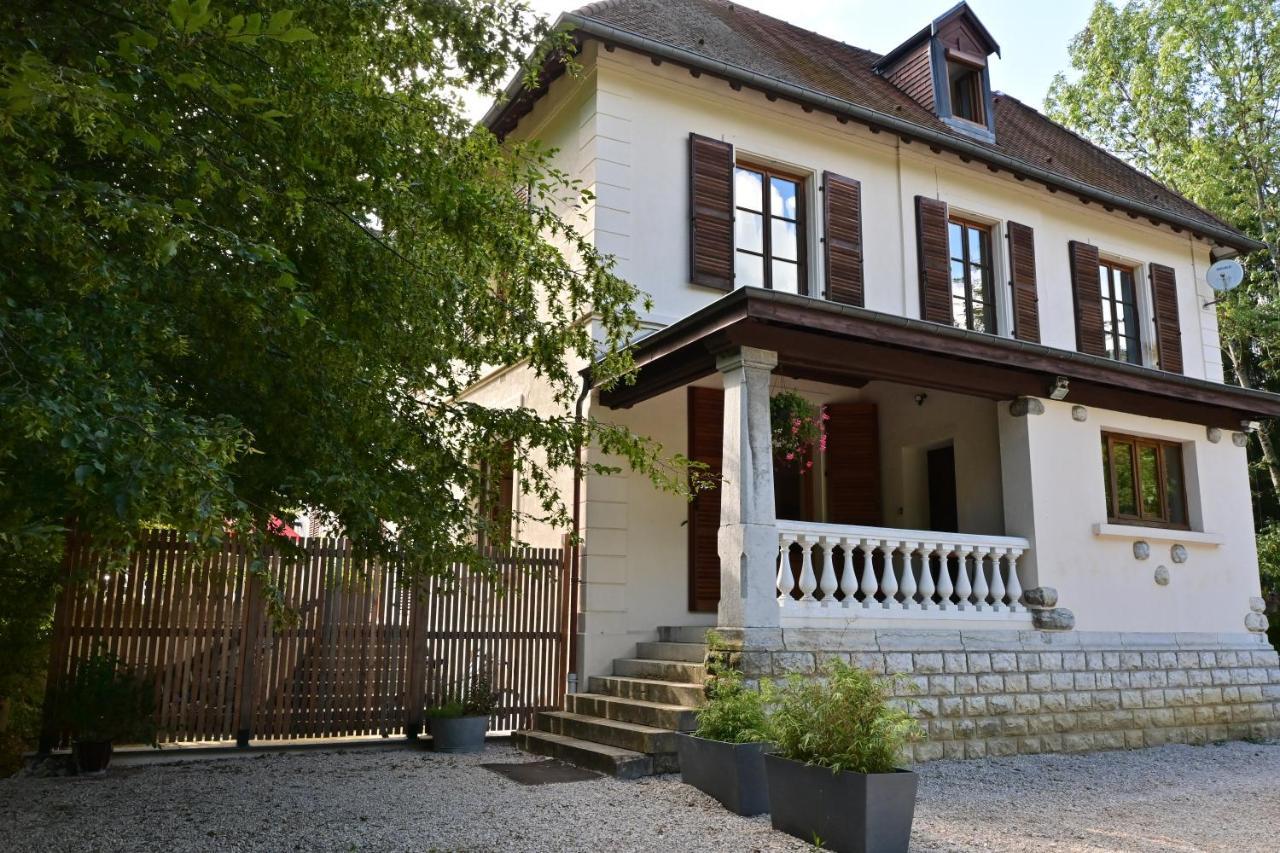 La Villa Du Papetier Boussieres Buitenkant foto